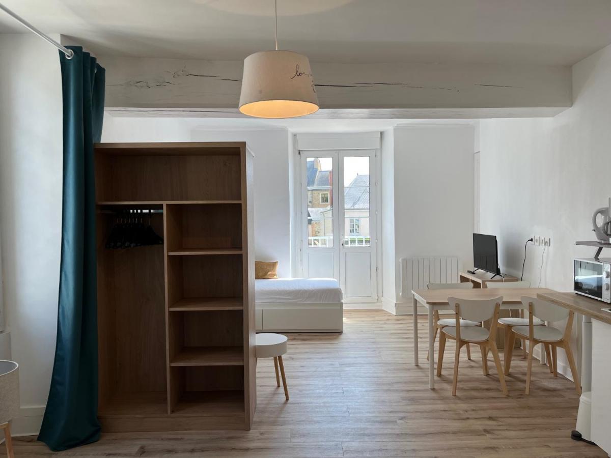 Appart'Hotel La Suze Sur Sarthe Экстерьер фото