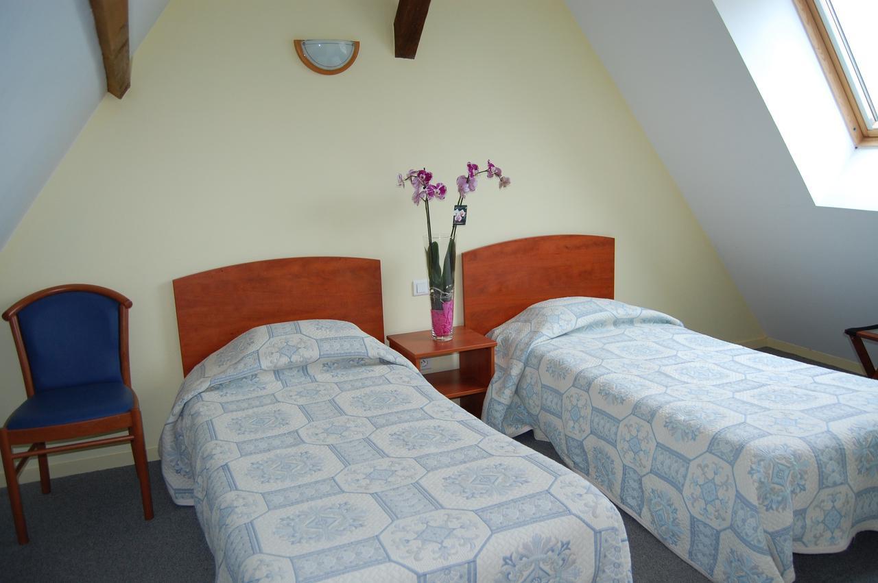 Appart'Hotel La Suze Sur Sarthe Экстерьер фото